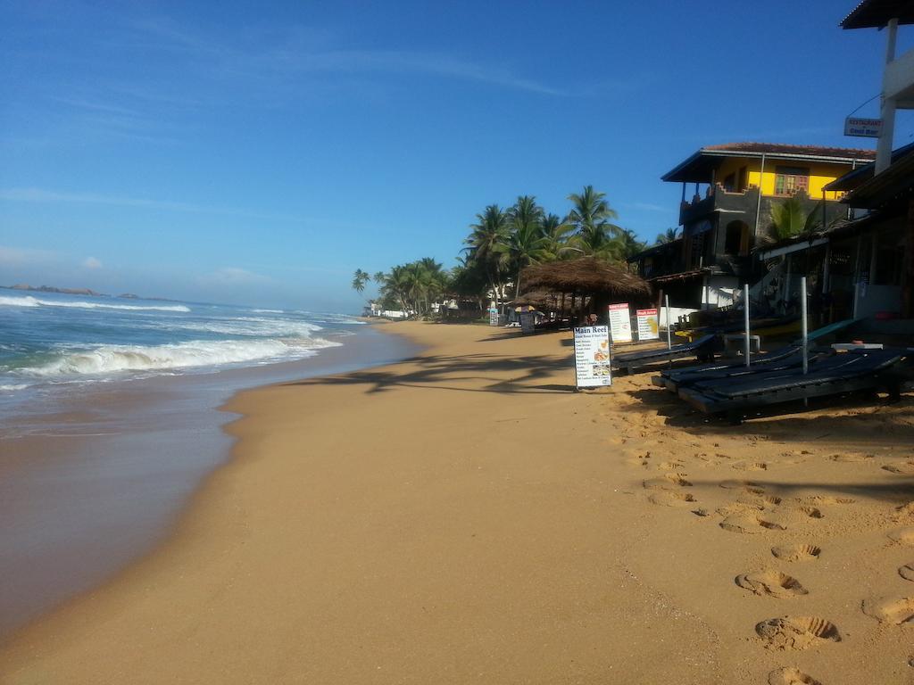 Main Reef Guest House Hikkaduwa Exterior photo