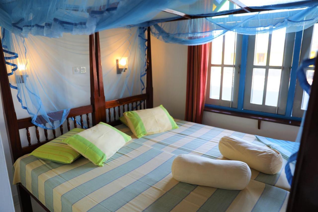 Main Reef Guest House Hikkaduwa Exterior photo